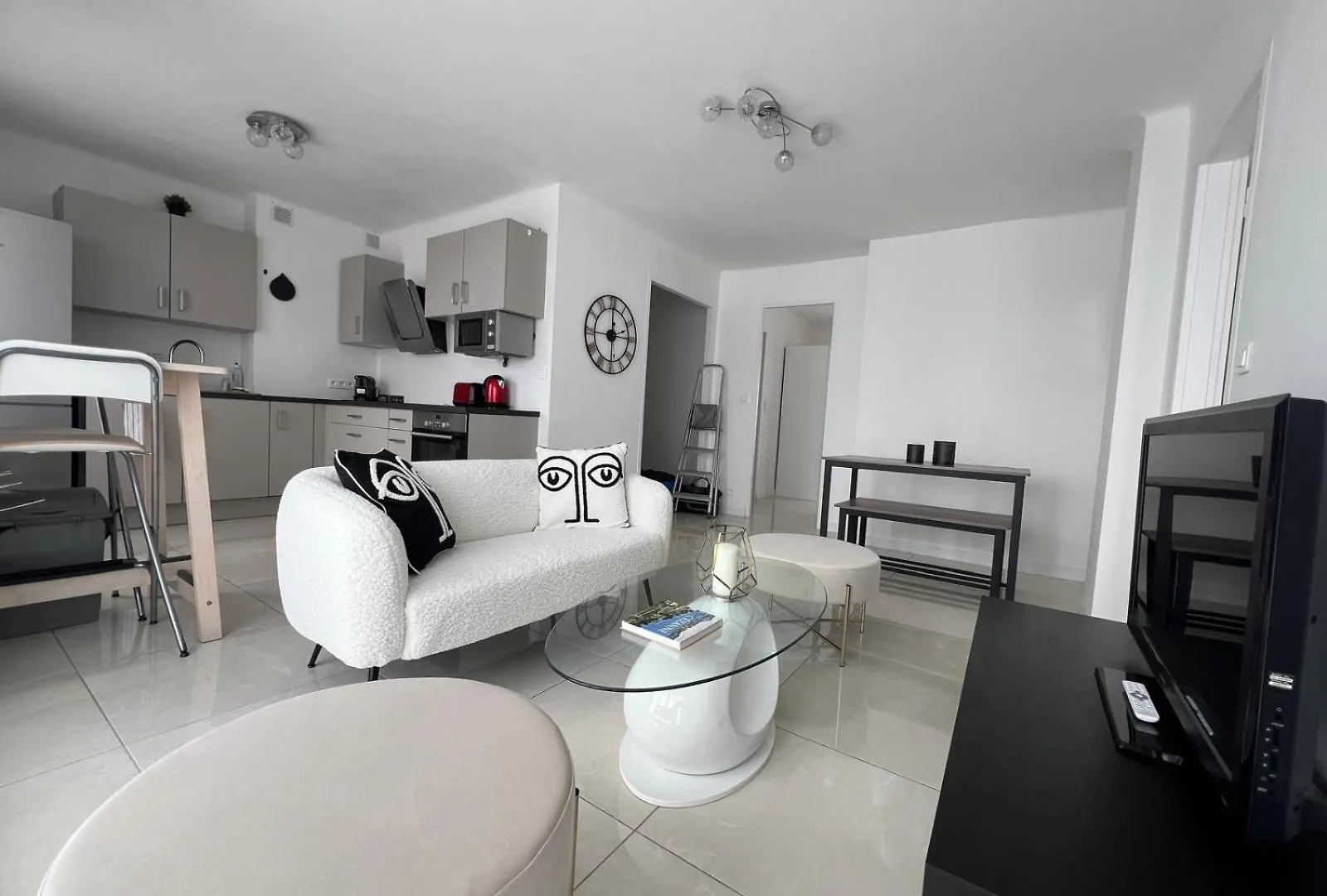 Logement Moderne Lumineux Et Vue Apartment Aix-en-Provence 0*,  France